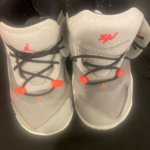 Boy toddler Jordan Us size 8C